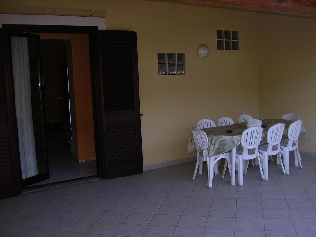 Terrazza Sul Mare Apartment Gioiosa Marea Ngoại thất bức ảnh
